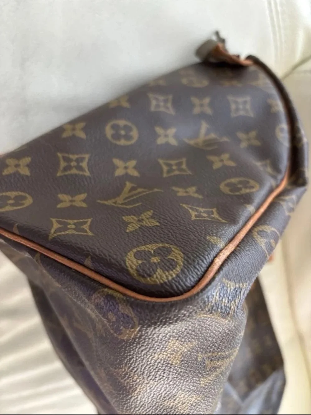 Louis Vuitton Monogram Canvas Duffel with Natural Vachetta Trim